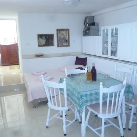 Appartement Studio Apartman Josip Klis
